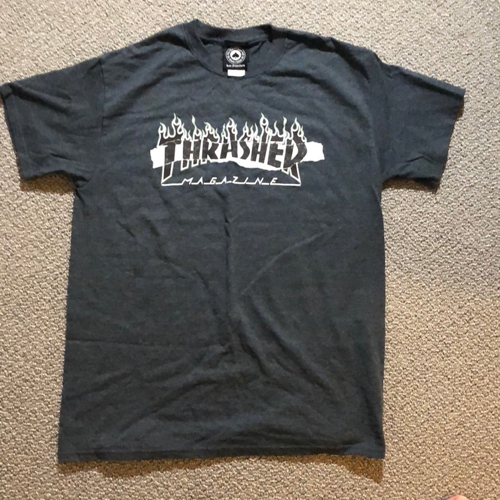 Thrasher t shirt medium gray